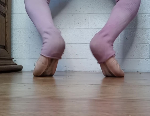 content/annikas-ballet-warmup/2.jpg