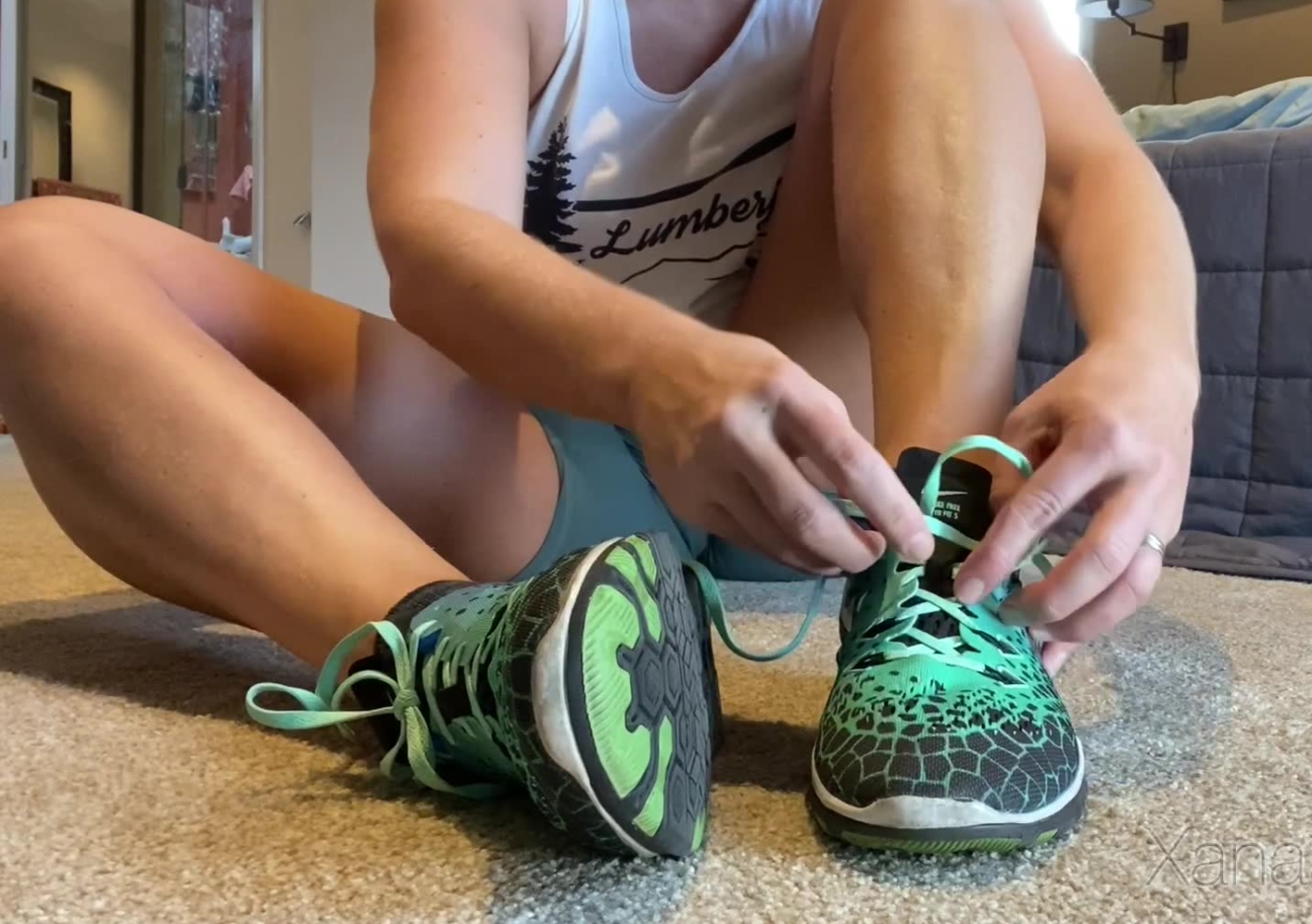 content/michelles-athletic-sock-and-shoe-removal/0.jpg