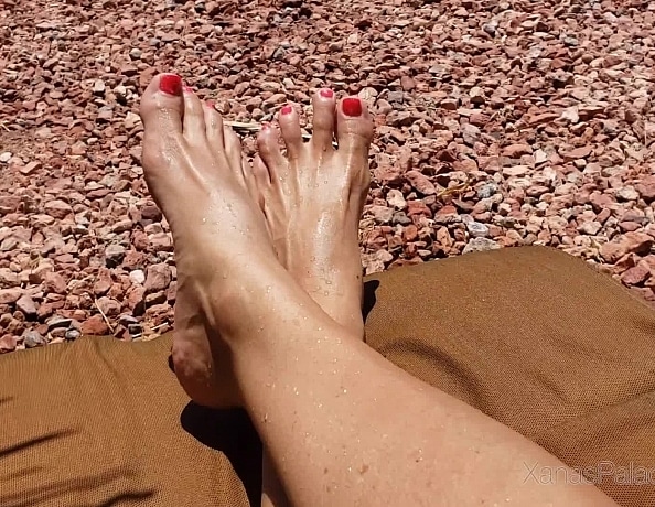 content/tanning-toe-wiggle/4.jpg